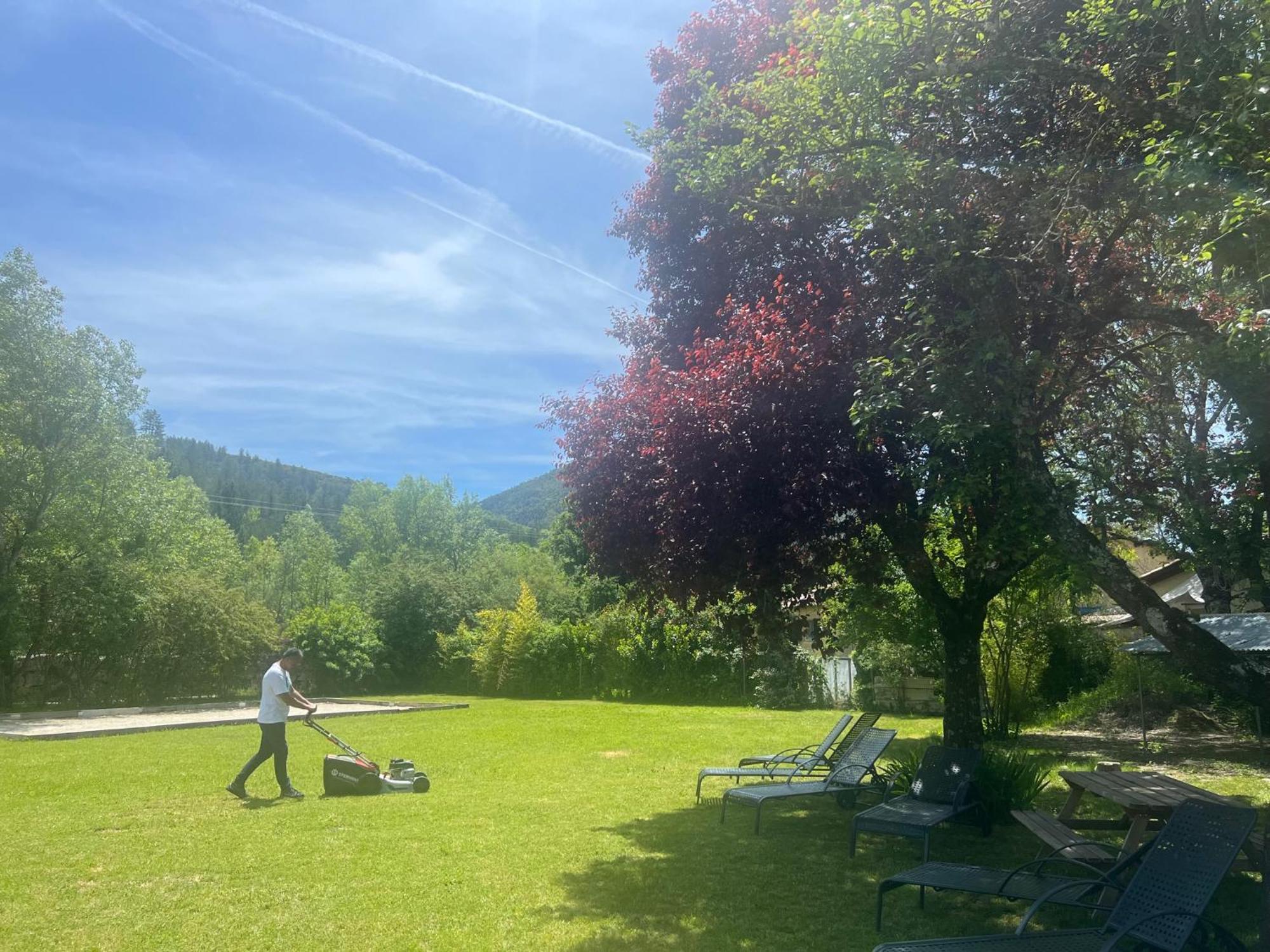 L'Oustaou Castellane Pansiyon Dış mekan fotoğraf